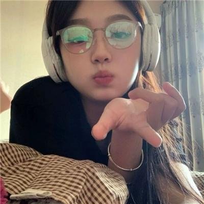 小圆26岁，在做实习医生！